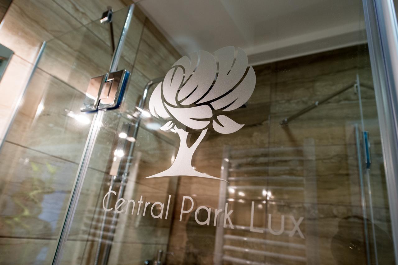 Central Park Lux Аранджеловац Екстериор снимка